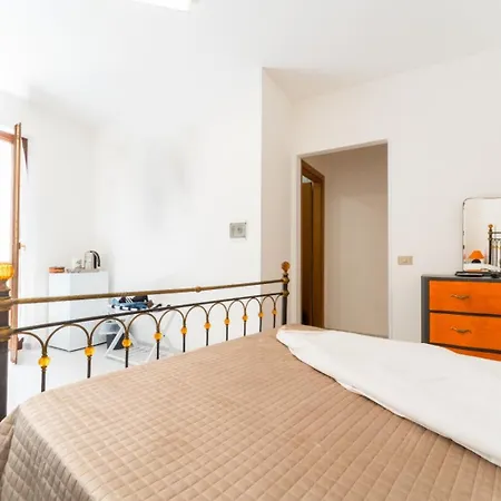 La Corte Di Colombo Guest house *