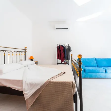 La Corte Di Colombo Pensjonat